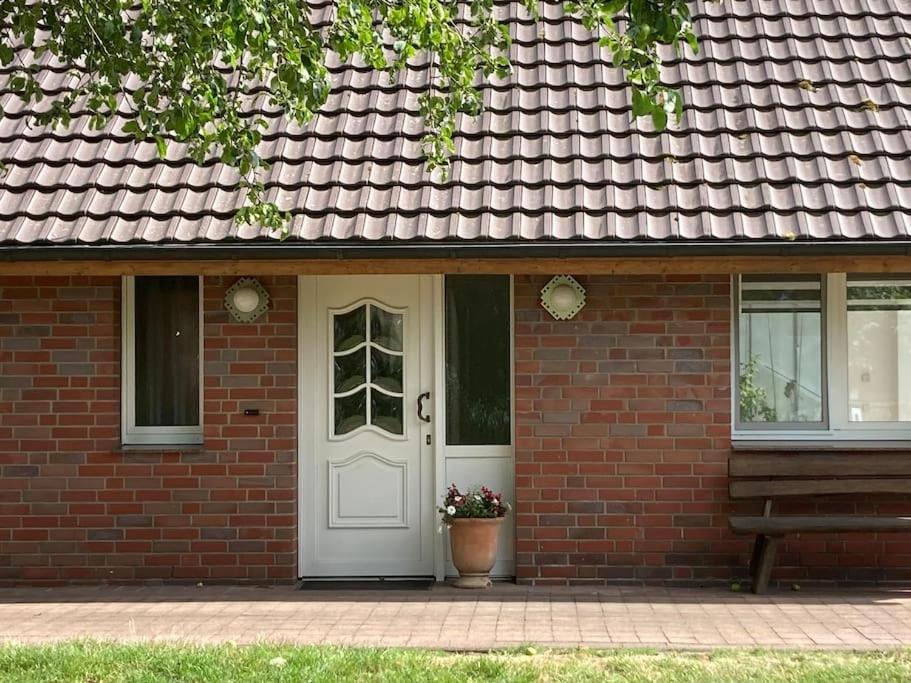 Helle Wohnung Mit Wintergarten - Nahe Ruhrgebiet Und Freizeitpark Movie Park บอททรอพ ภายนอก รูปภาพ
